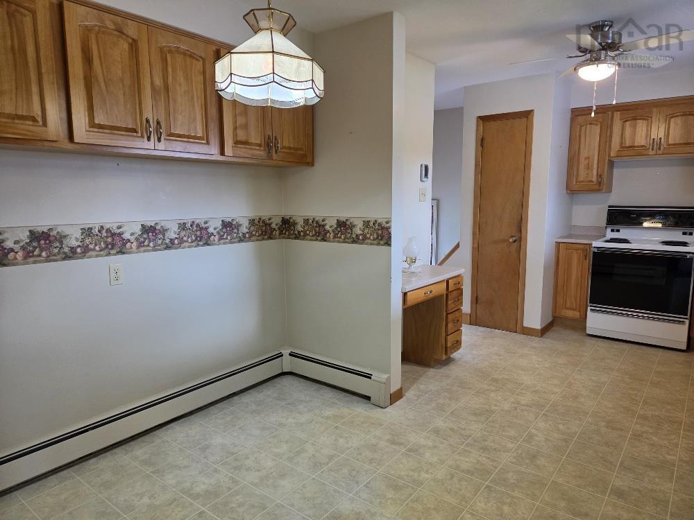 












351 Pleasant St

,
Truro,




NS
B2N 1T5


