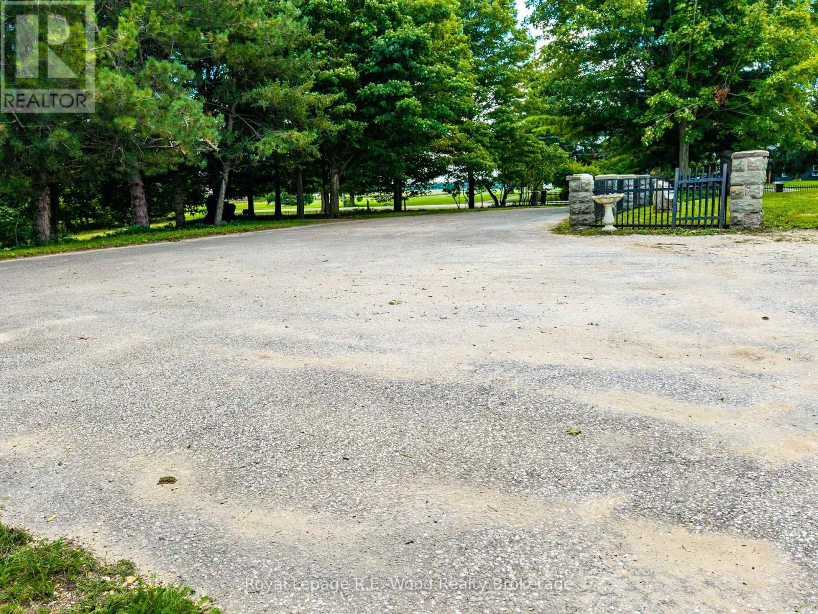 












144141 HAWKINS ROAD

,
South-West Oxford,







Ontario
N4G4G8

