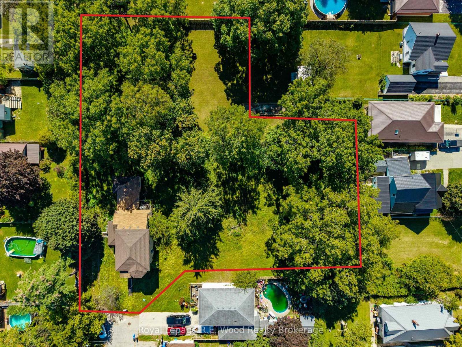 












80 ST GEORGE STREET

,
Aylmer,




Ontario
N5H1R6

