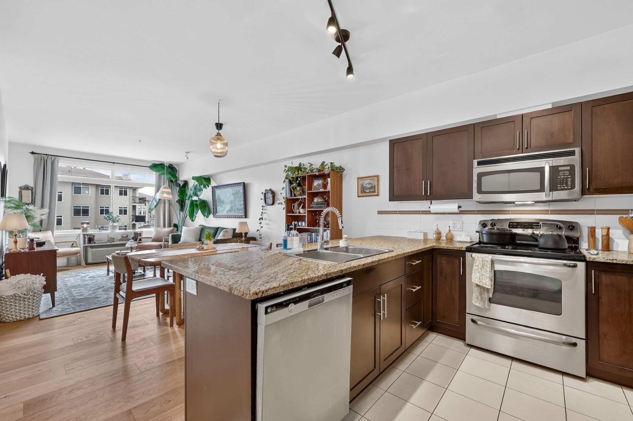 









1350


Ridgeway

Drive, 302,
Kelowna,




BC
V1Y 9T8

