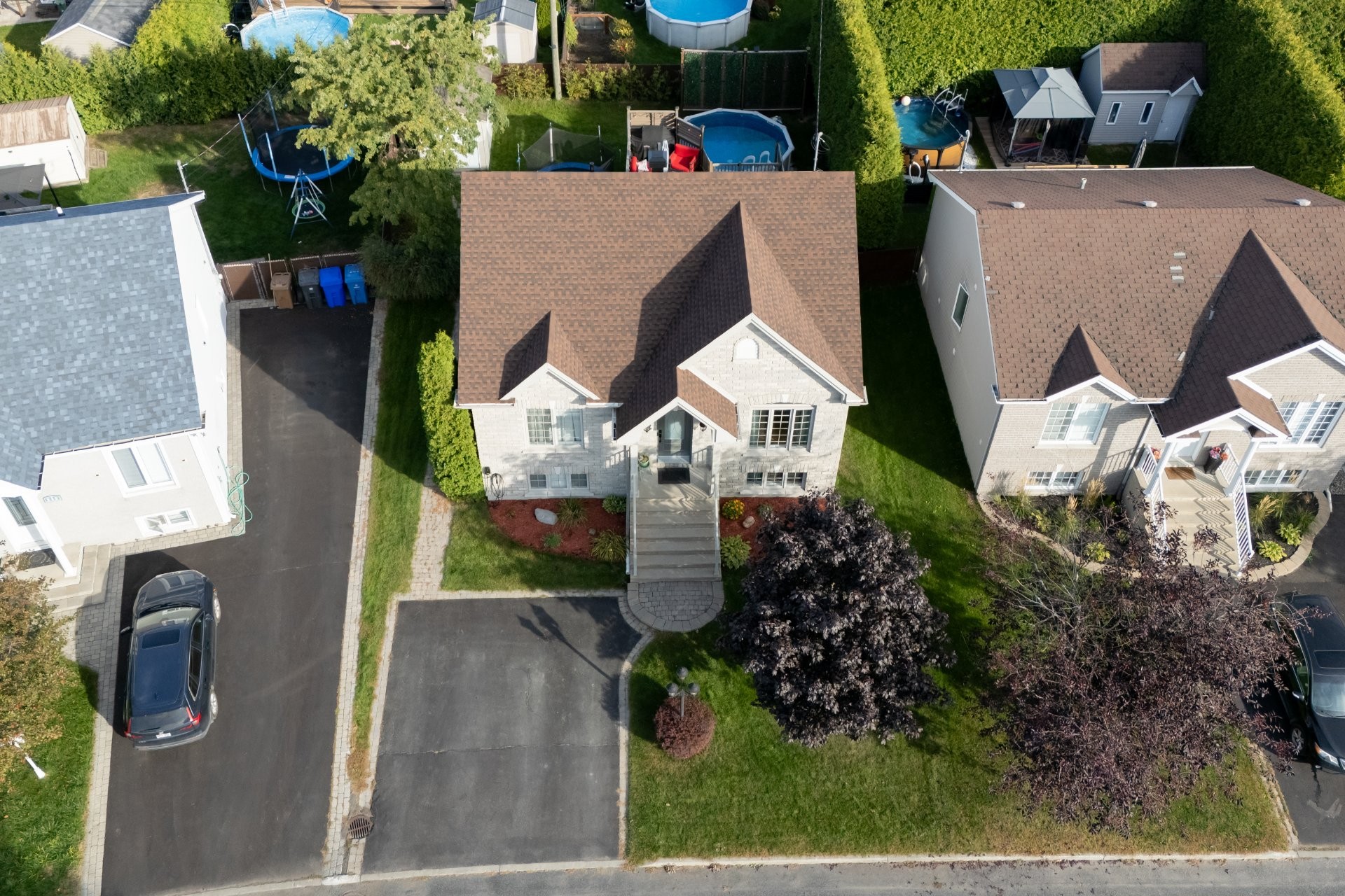 









228


Rue du Bouton-d'Or

,
Saint-Amable,




QC
J0L1N0

