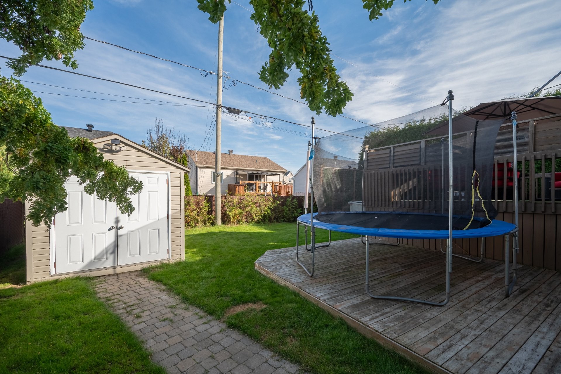 









228


Rue du Bouton-d'Or

,
Saint-Amable,




QC
J0L1N0

