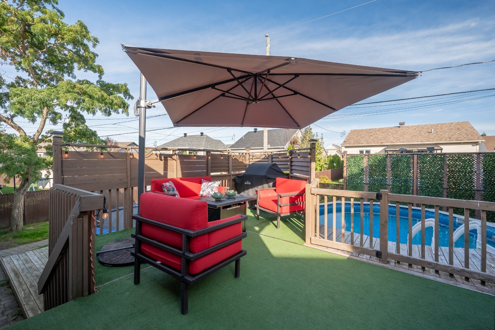 









228


Rue du Bouton-d'Or

,
Saint-Amable,




QC
J0L1N0

