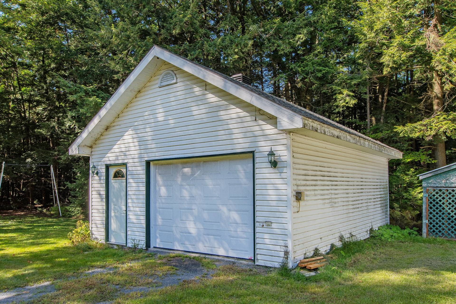 









1890


Rue Comtois

,
Mascouche,




QC
J7K3C2

