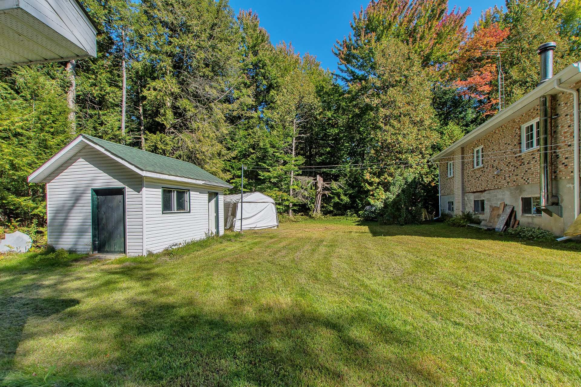 









1890


Rue Comtois

,
Mascouche,




QC
J7K3C2

