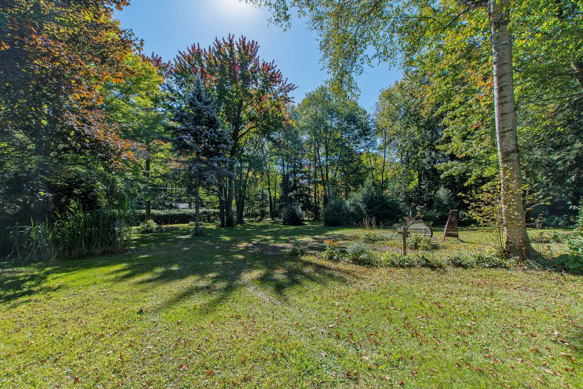 









1890


Rue Comtois

,
Mascouche,




QC
J7K3C2

