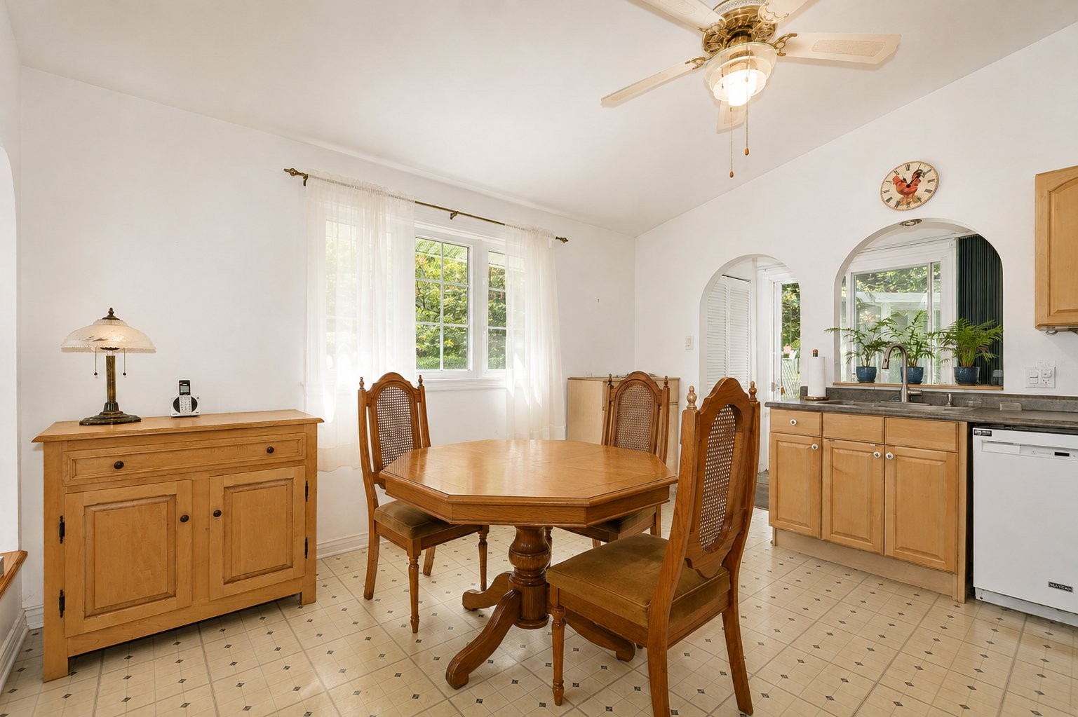 









1890


Rue Comtois

,
Mascouche,




QC
J7K3C2

