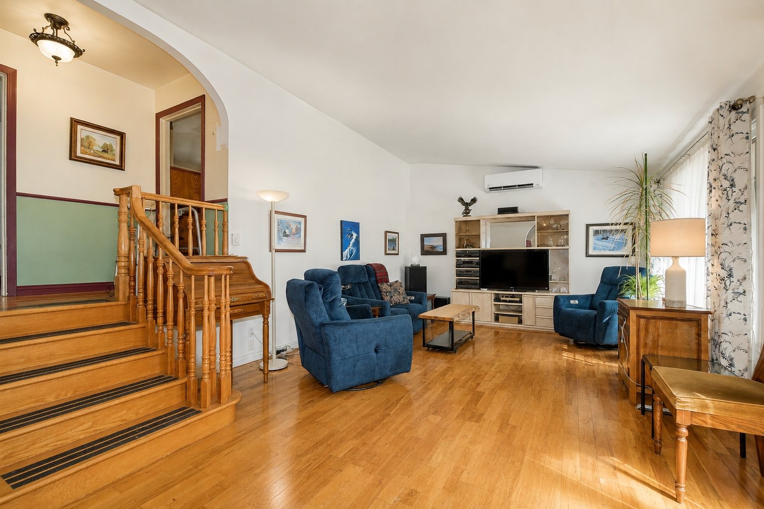 









1890


Rue Comtois

,
Mascouche,




QC
J7K3C2

