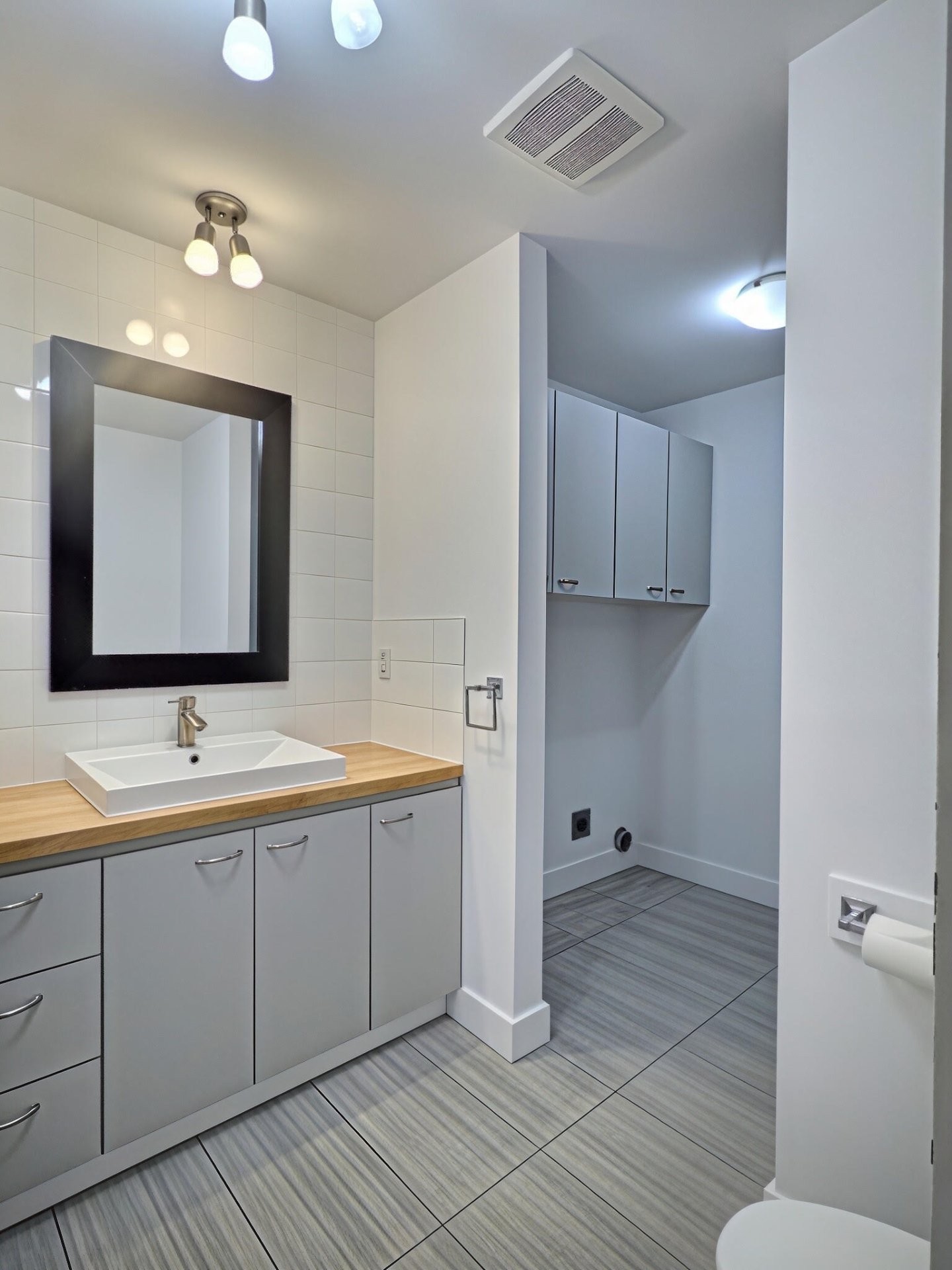 









325


Rue des Forges

, 1,
Trois-Rivières,




QC
G9A2G9

