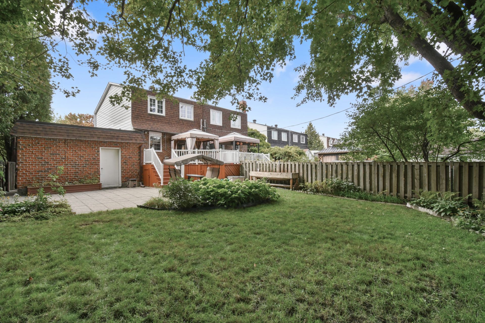 









5480


Crois. Beaumanoir

,
Brossard,




QC
J4Z2G4

