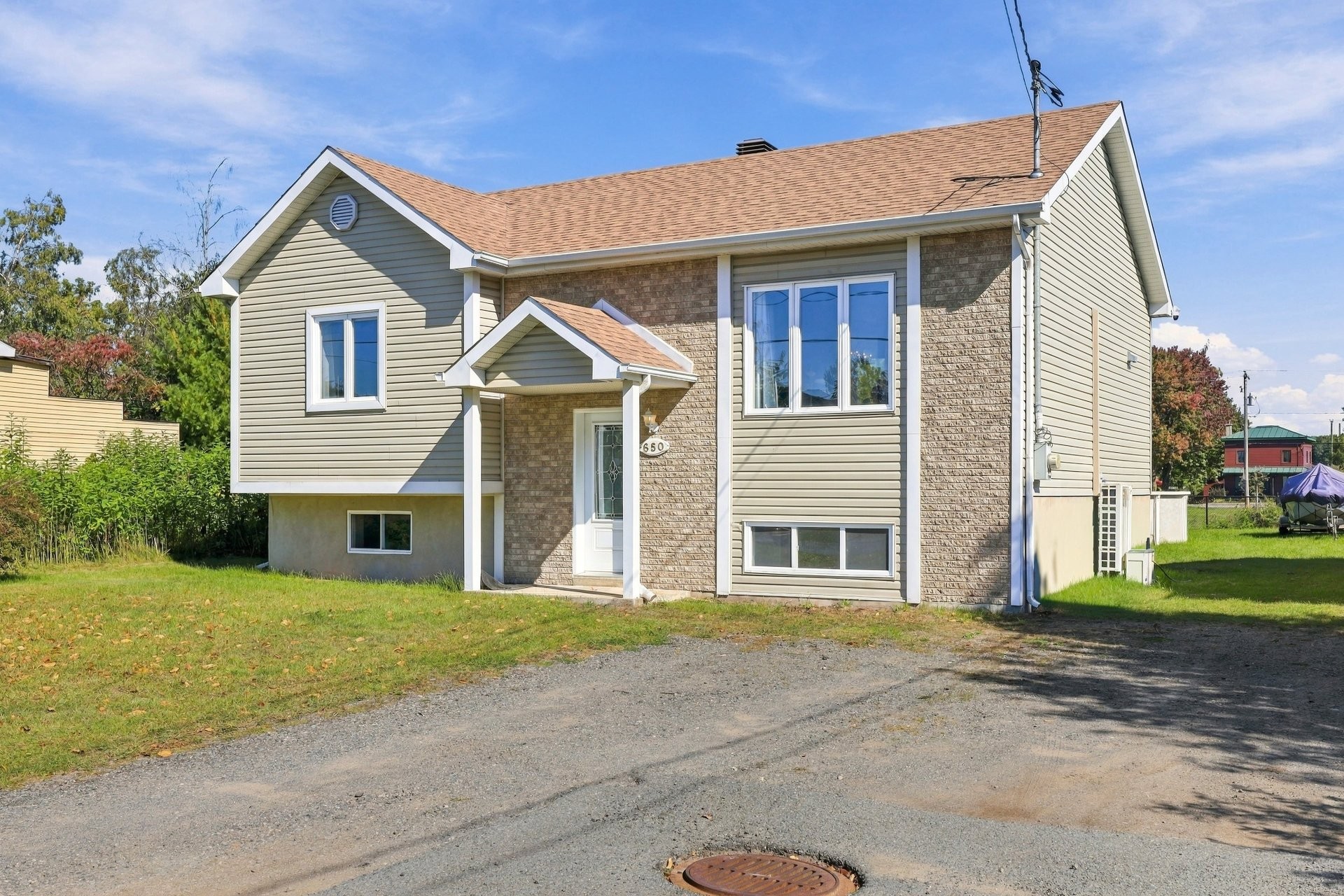 









650


Rue Champlain

,
Saint-Roch-de-Richelieu,




QC
J0L2M0

