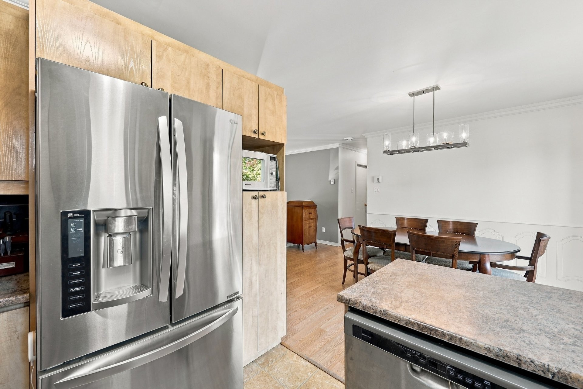 









650


Rue Champlain

,
Saint-Roch-de-Richelieu,




QC
J0L2M0


