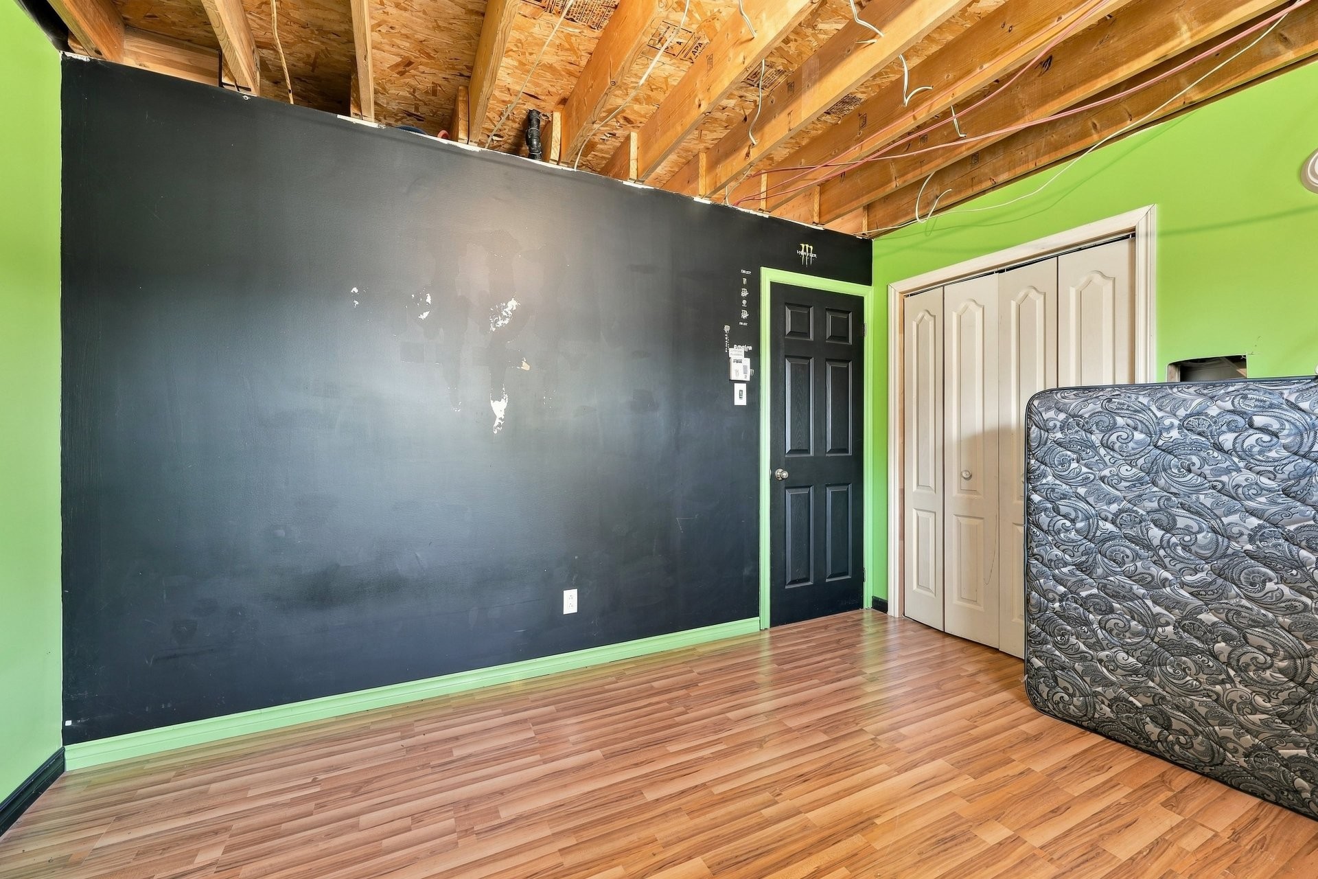 









650


Rue Champlain

,
Saint-Roch-de-Richelieu,




QC
J0L2M0

