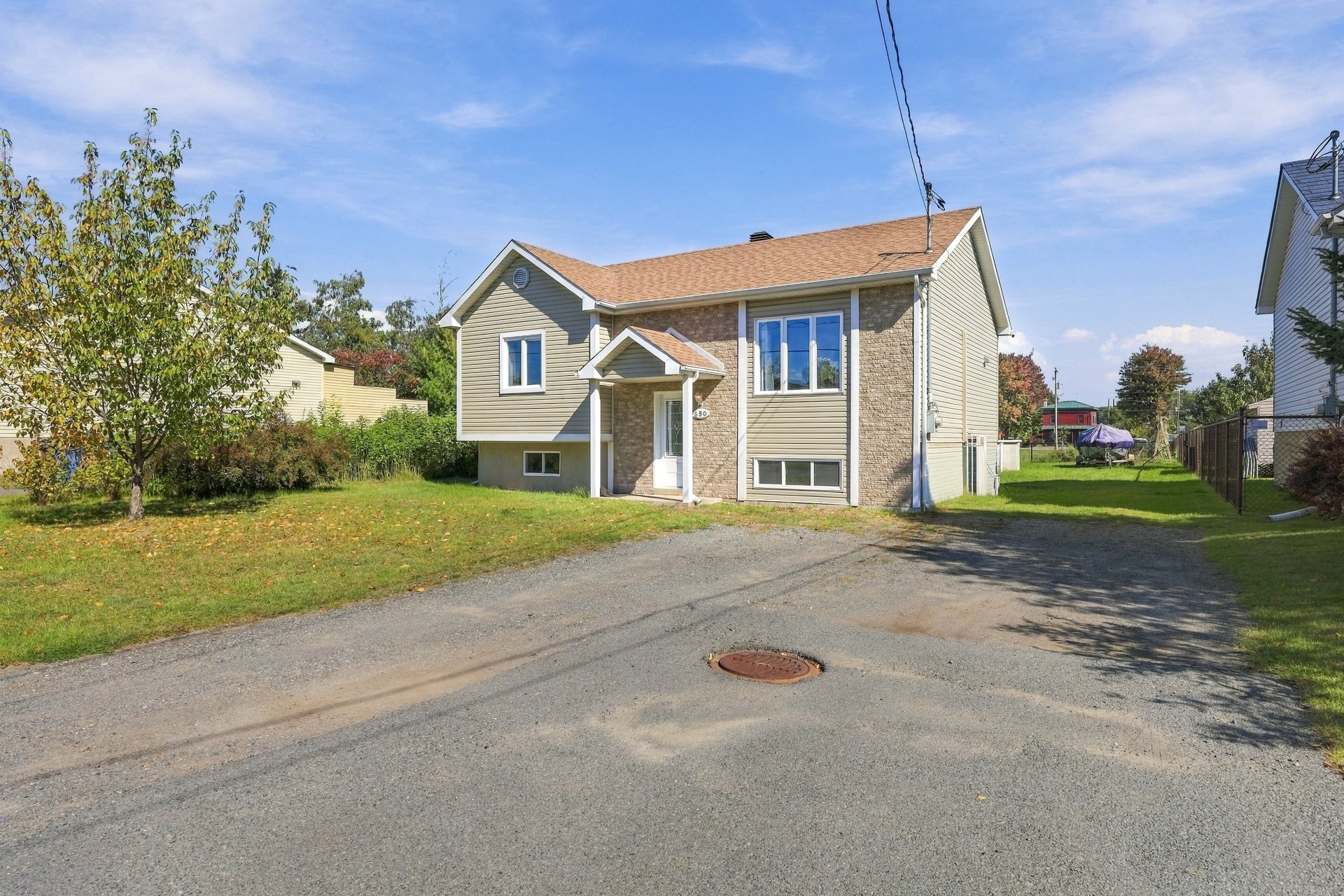 









650


Rue Champlain

,
Saint-Roch-de-Richelieu,




QC
J0L2M0

