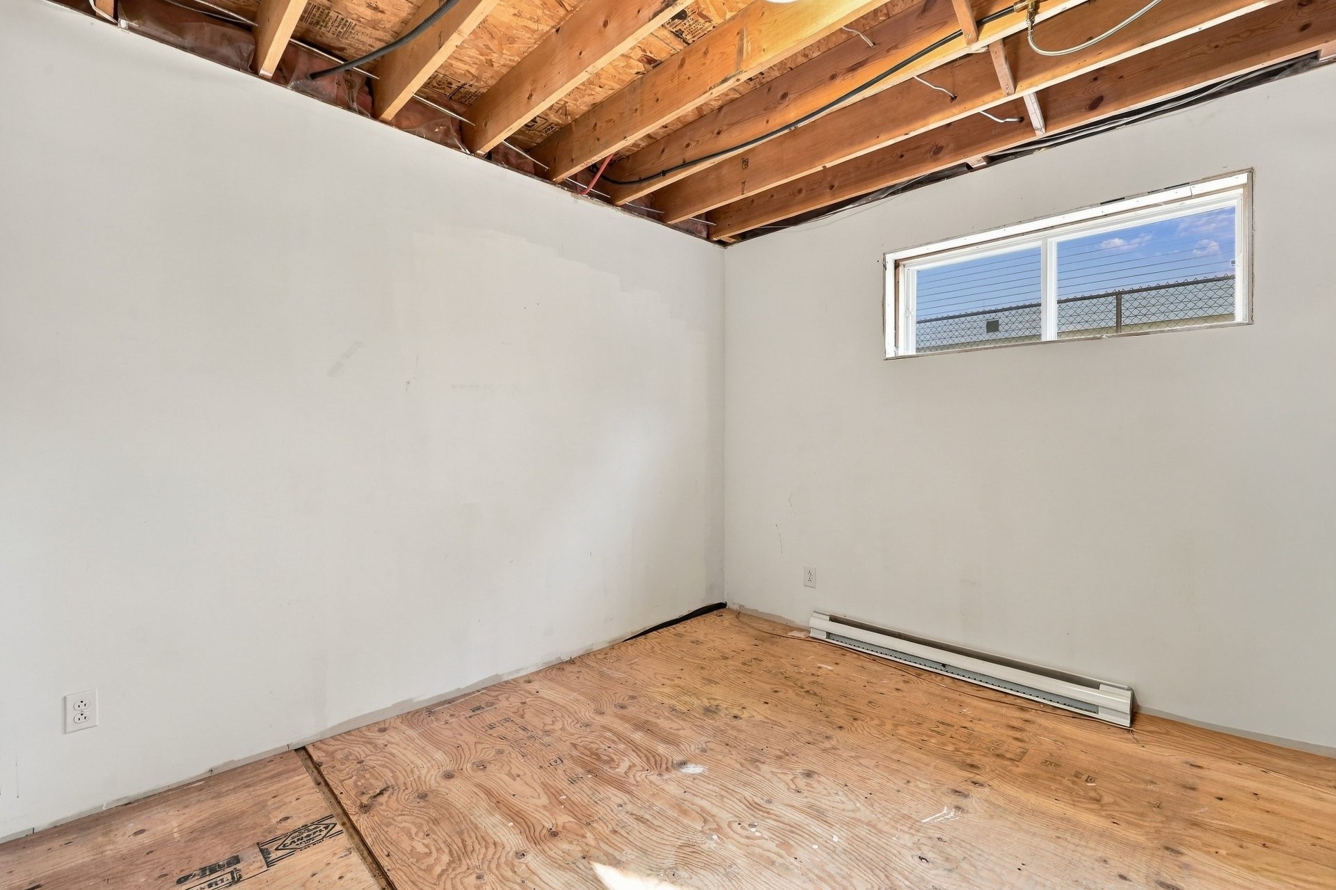 









650


Rue Champlain

,
Saint-Roch-de-Richelieu,




QC
J0L2M0

