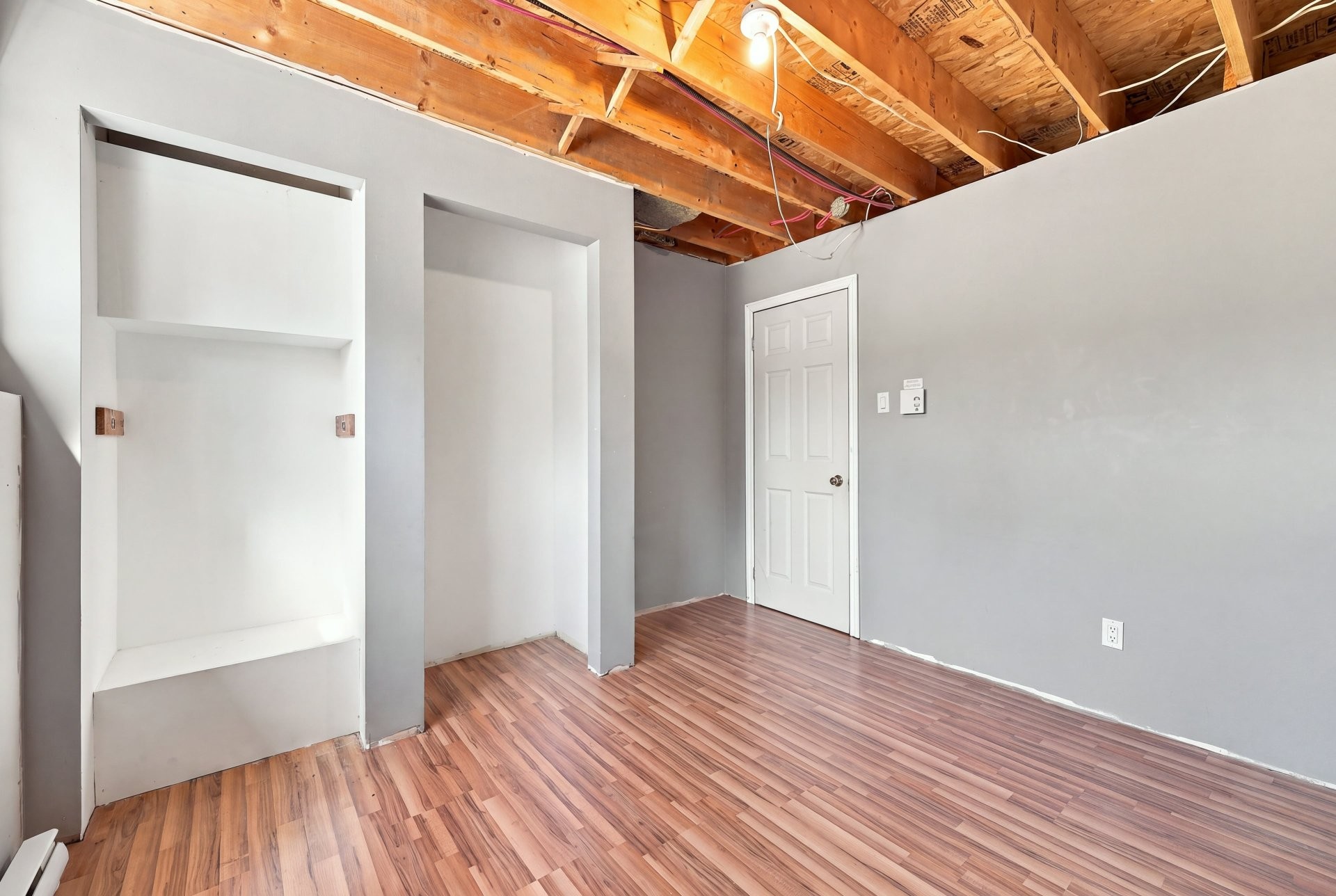 









650


Rue Champlain

,
Saint-Roch-de-Richelieu,




QC
J0L2M0

