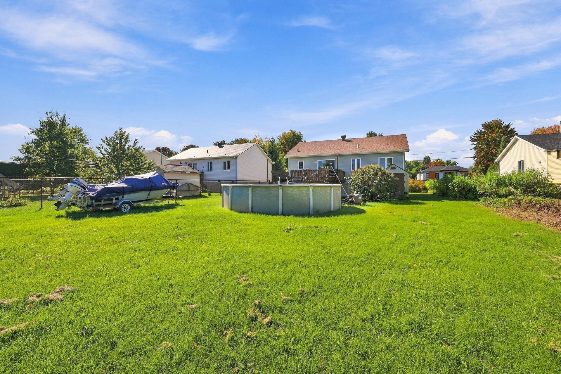 









650


Rue Champlain

,
Saint-Roch-de-Richelieu,




QC
J0L2M0

