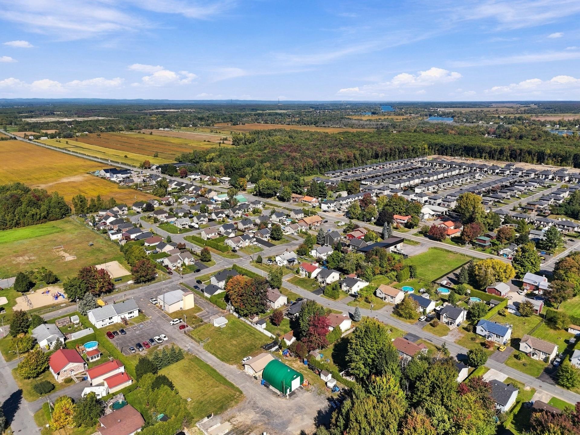 









650


Rue Champlain

,
Saint-Roch-de-Richelieu,




QC
J0L2M0

