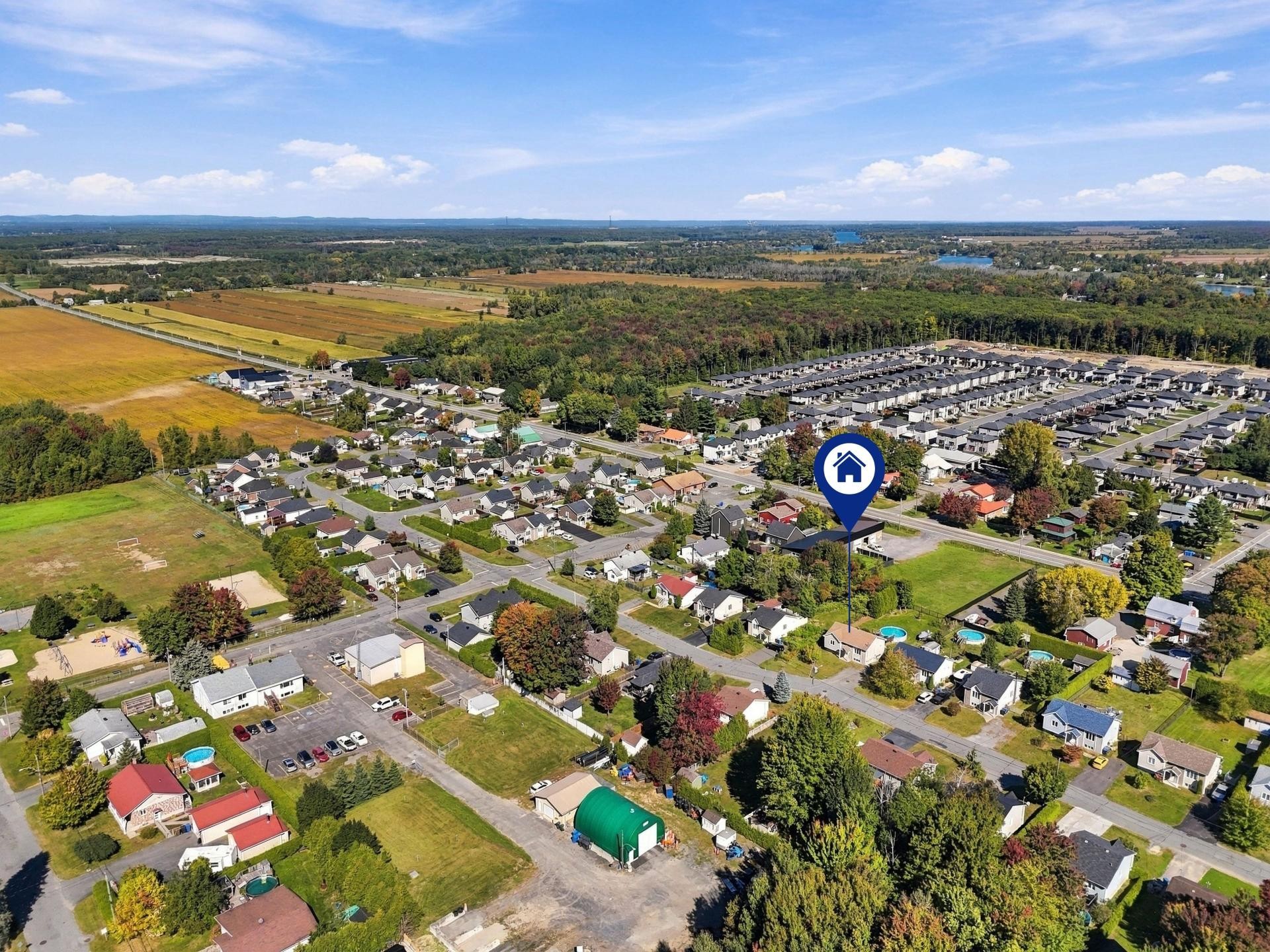 









650


Rue Champlain

,
Saint-Roch-de-Richelieu,




QC
J0L2M0

