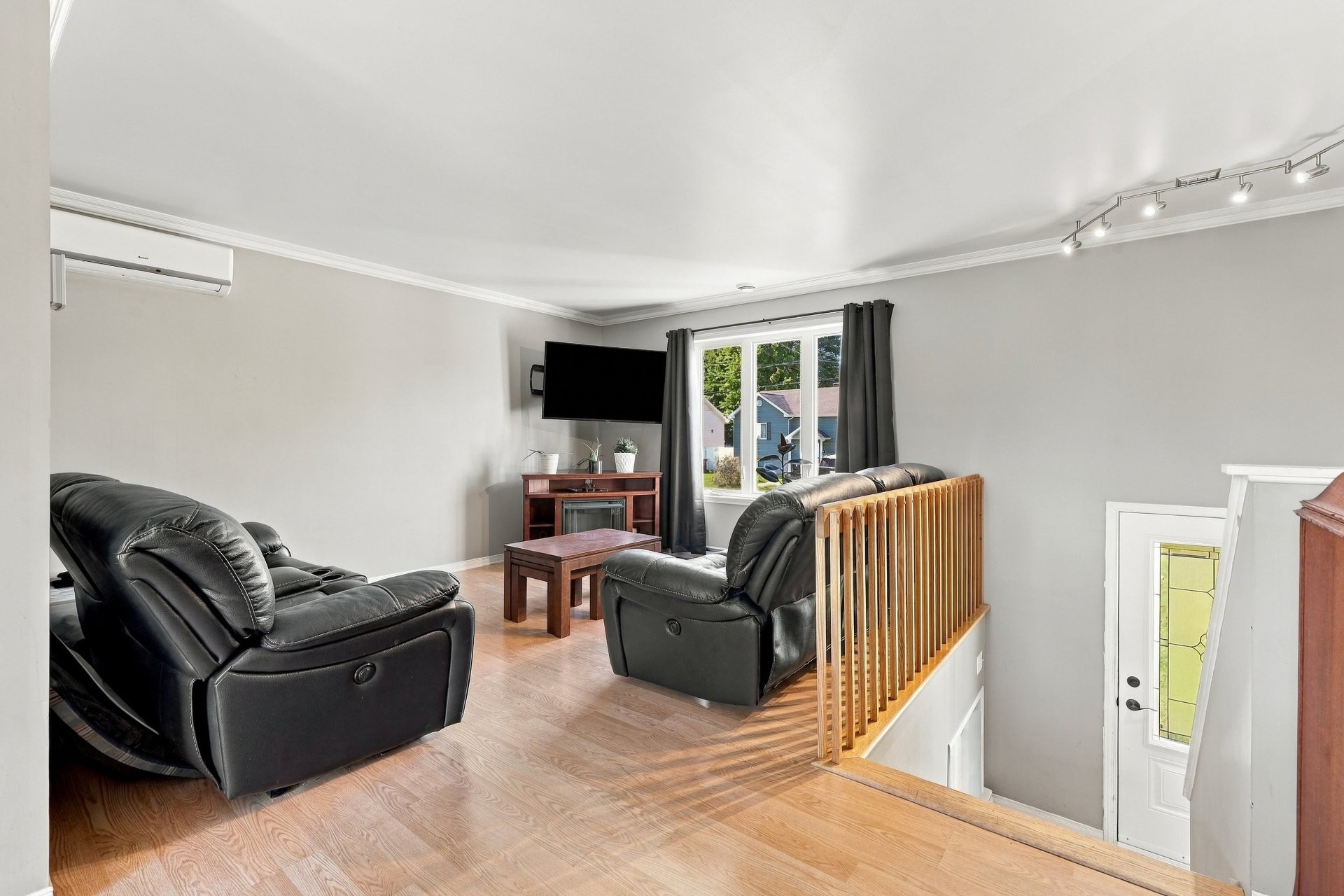 









650


Rue Champlain

,
Saint-Roch-de-Richelieu,




QC
J0L2M0

