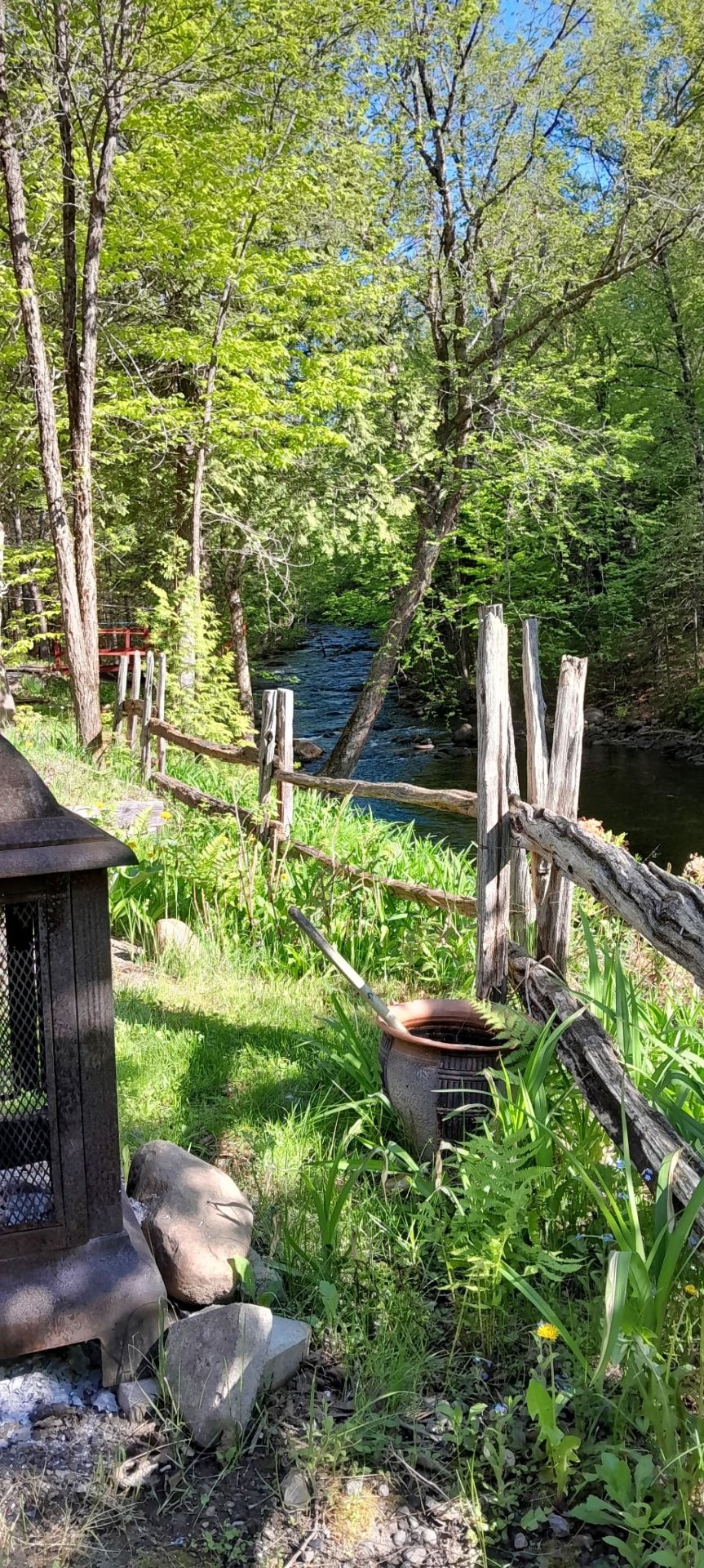 









1300


Rg Sacacomie

,
Saint-Alexis-des-Monts,




QC
J0K1V0

