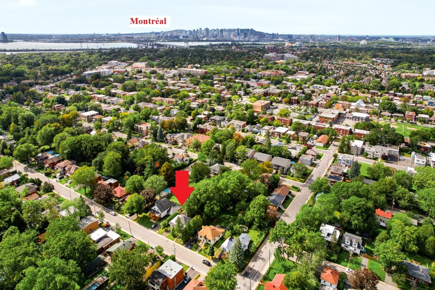 









196Z


Rue Greenfield

,
Longueuil (Greenfield Park),







QC
J4V2J5

