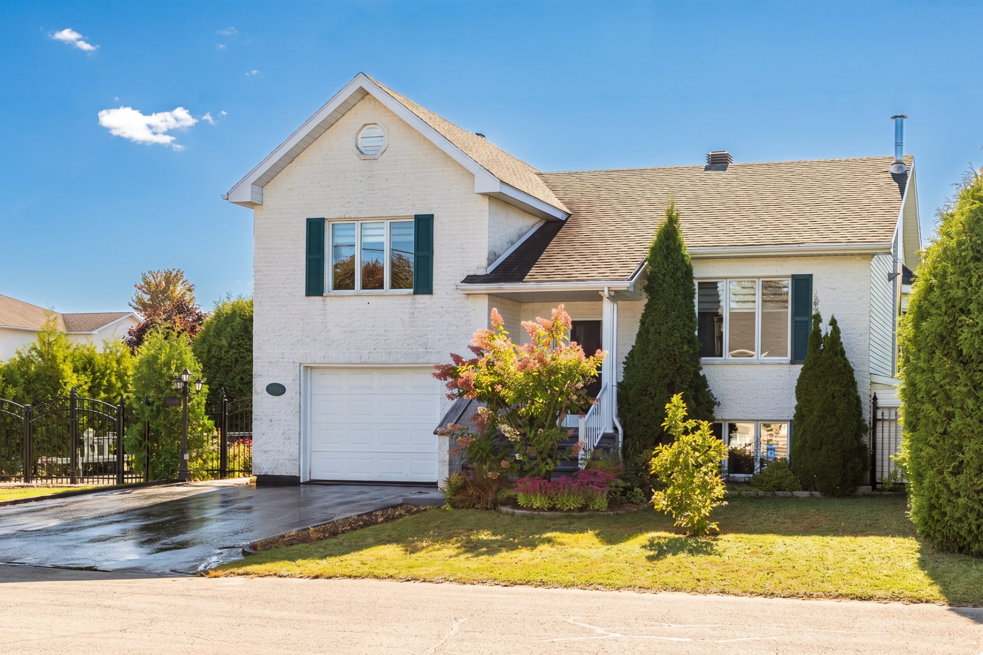 









1190


Av. Déziel

,
Shawinigan,




QC
G9P5C2

