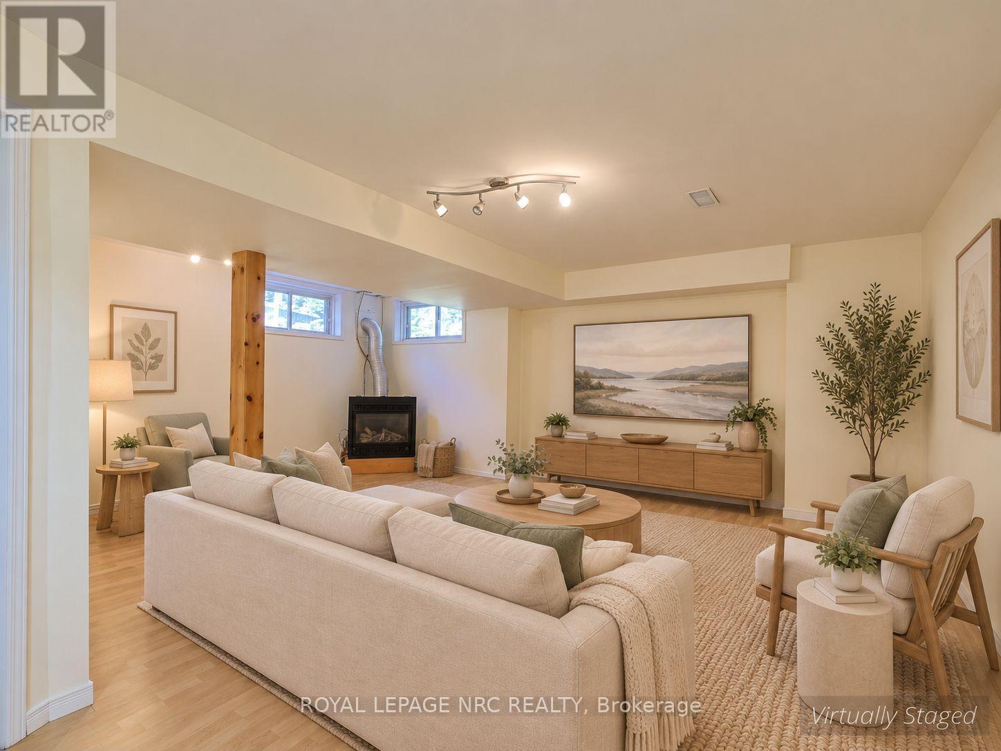 












11 WILLVER DRIVE

,
St. Catharines,




Ontario
L2M7Y1

