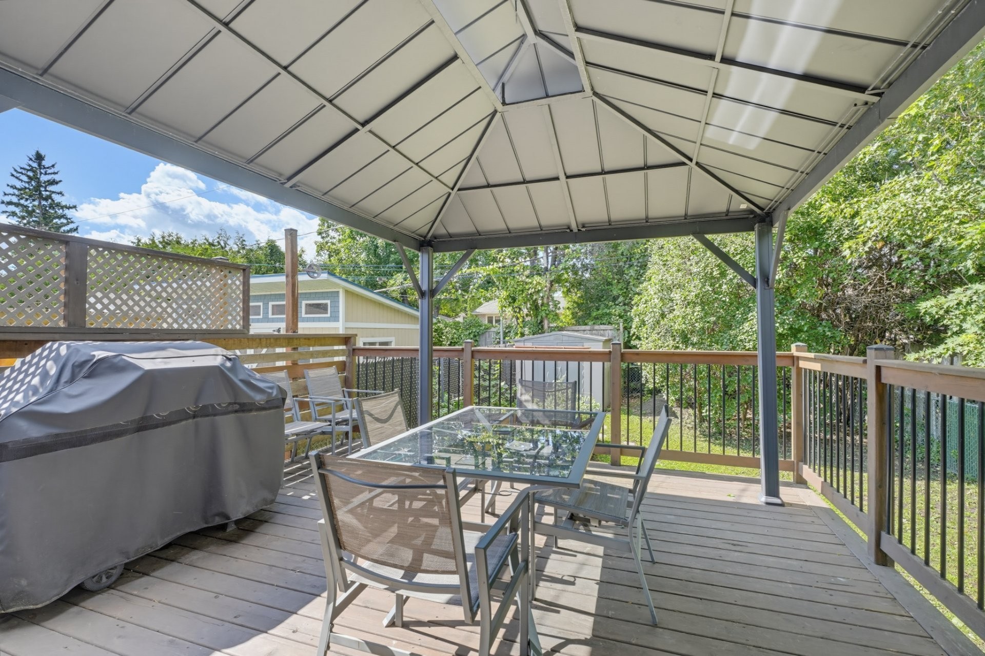 









69


Rue de Piedmont

,
Gatineau (Gatineau),




QC
J8T1V7

