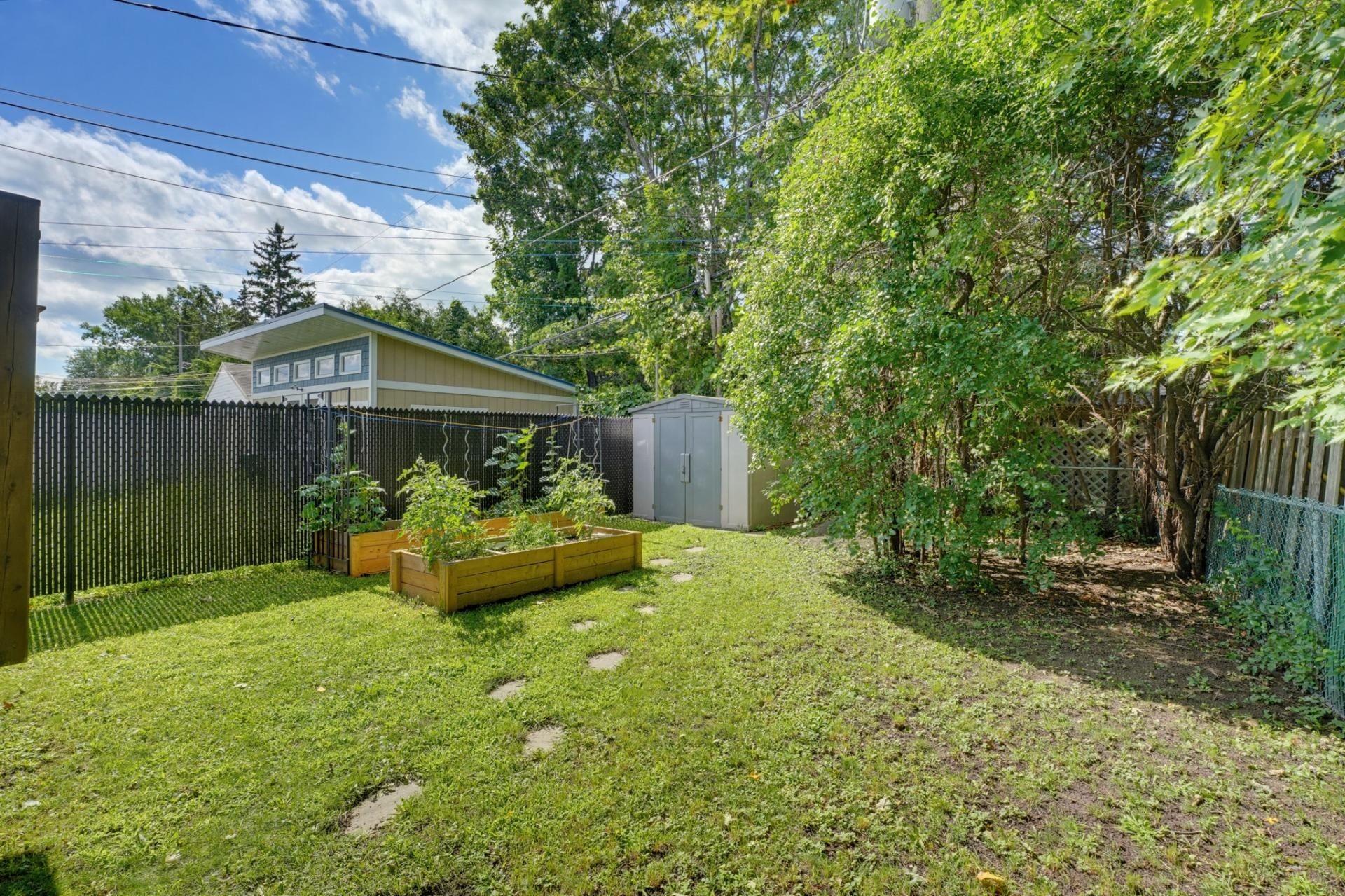 









69


Rue de Piedmont

,
Gatineau (Gatineau),




QC
J8T1V7

