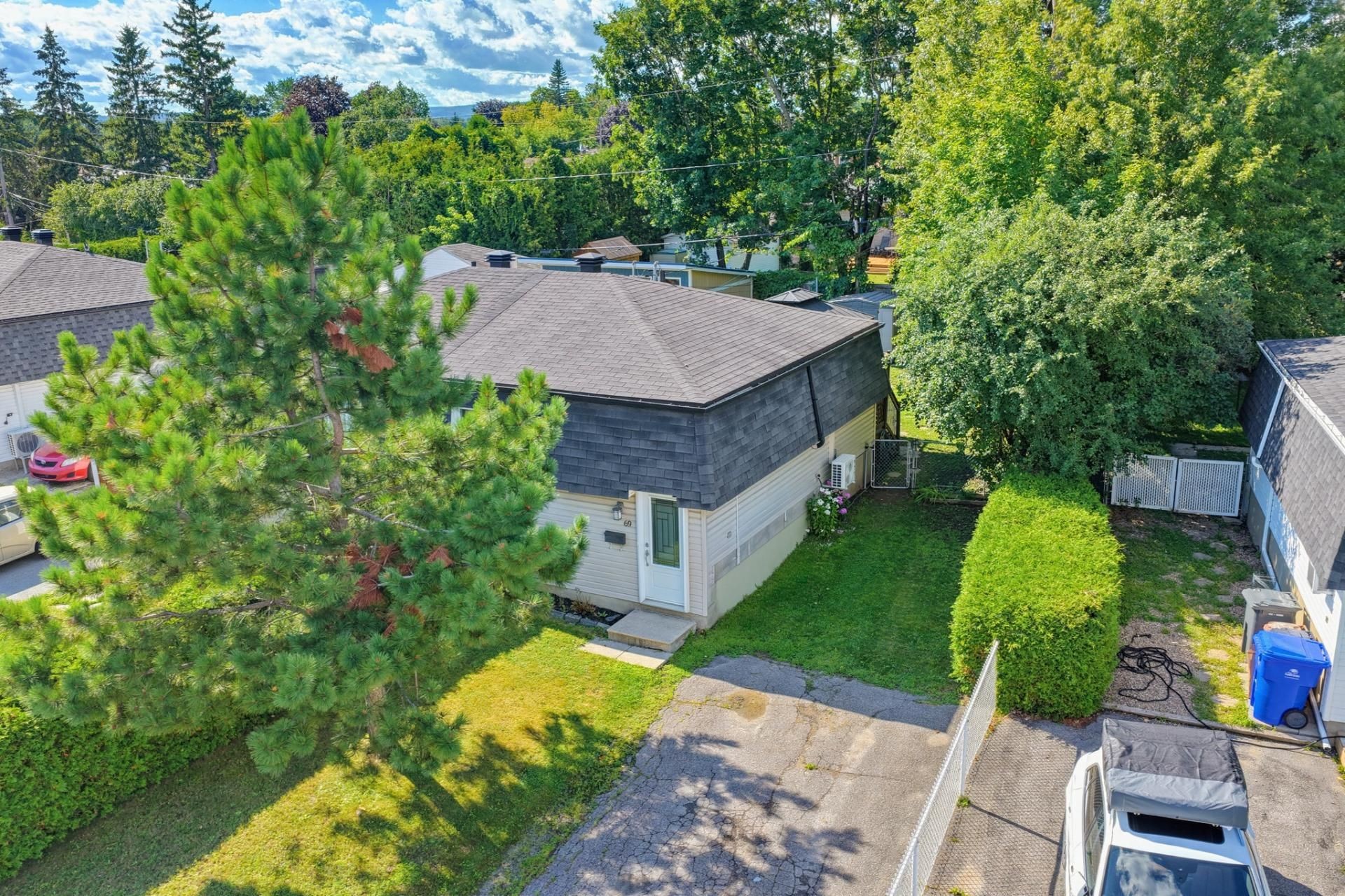 









69


Rue de Piedmont

,
Gatineau (Gatineau),




QC
J8T1V7

