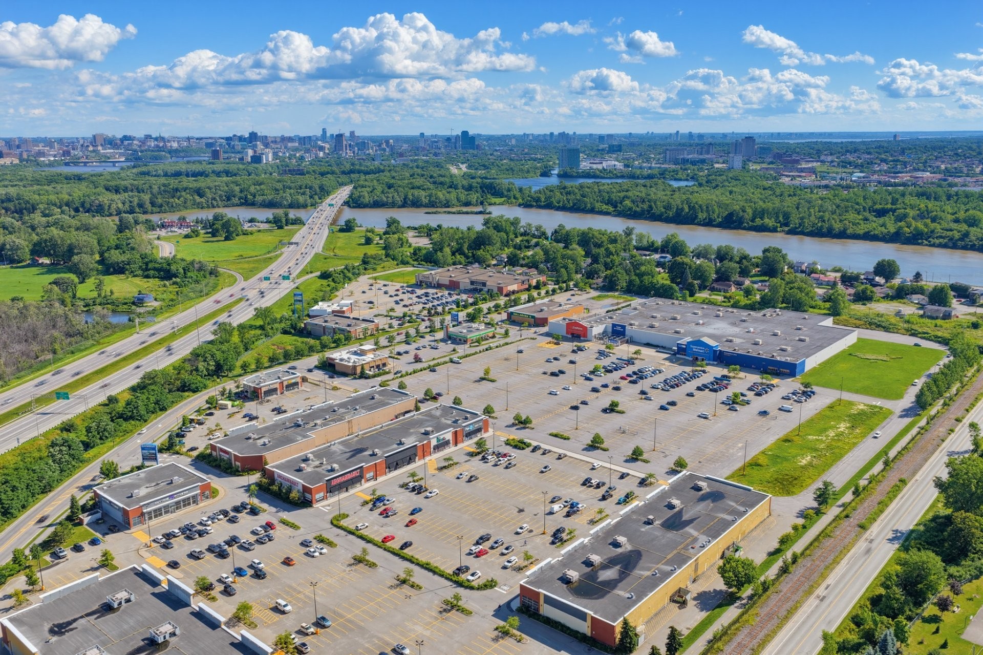 









69


Rue de Piedmont

,
Gatineau (Gatineau),




QC
J8T1V7

