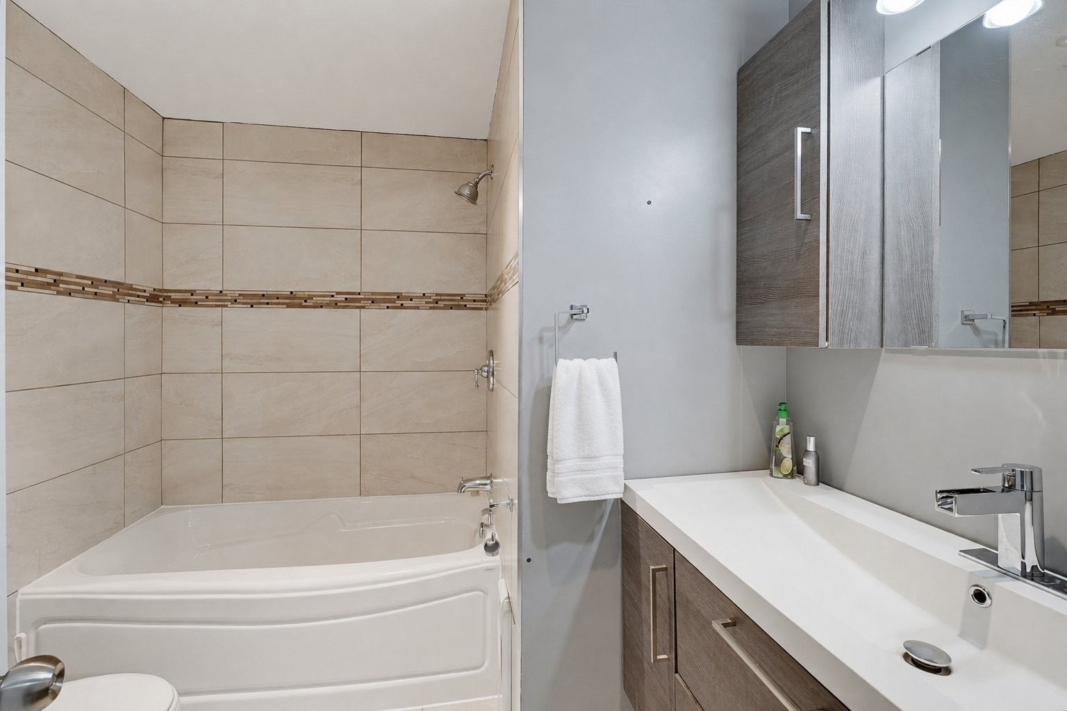 









69


Rue de Piedmont

,
Gatineau (Gatineau),




QC
J8T1V7

