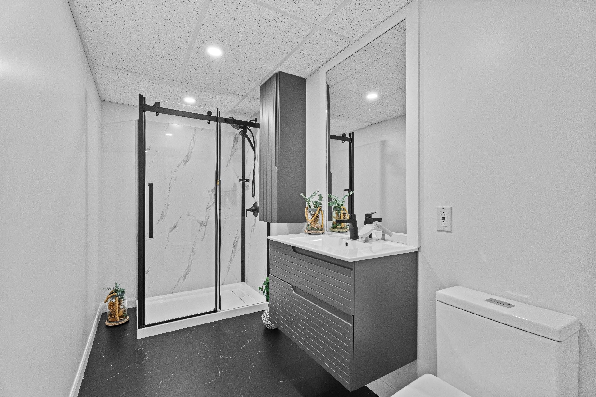 









18


Rue Amireault

,
L'Épiphanie,




QC
J5X2S1

