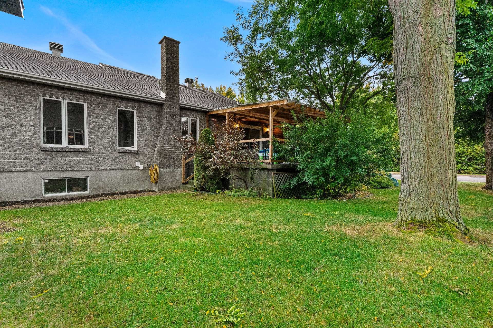 









18


Rue Amireault

,
L'Épiphanie,




QC
J5X2S1


