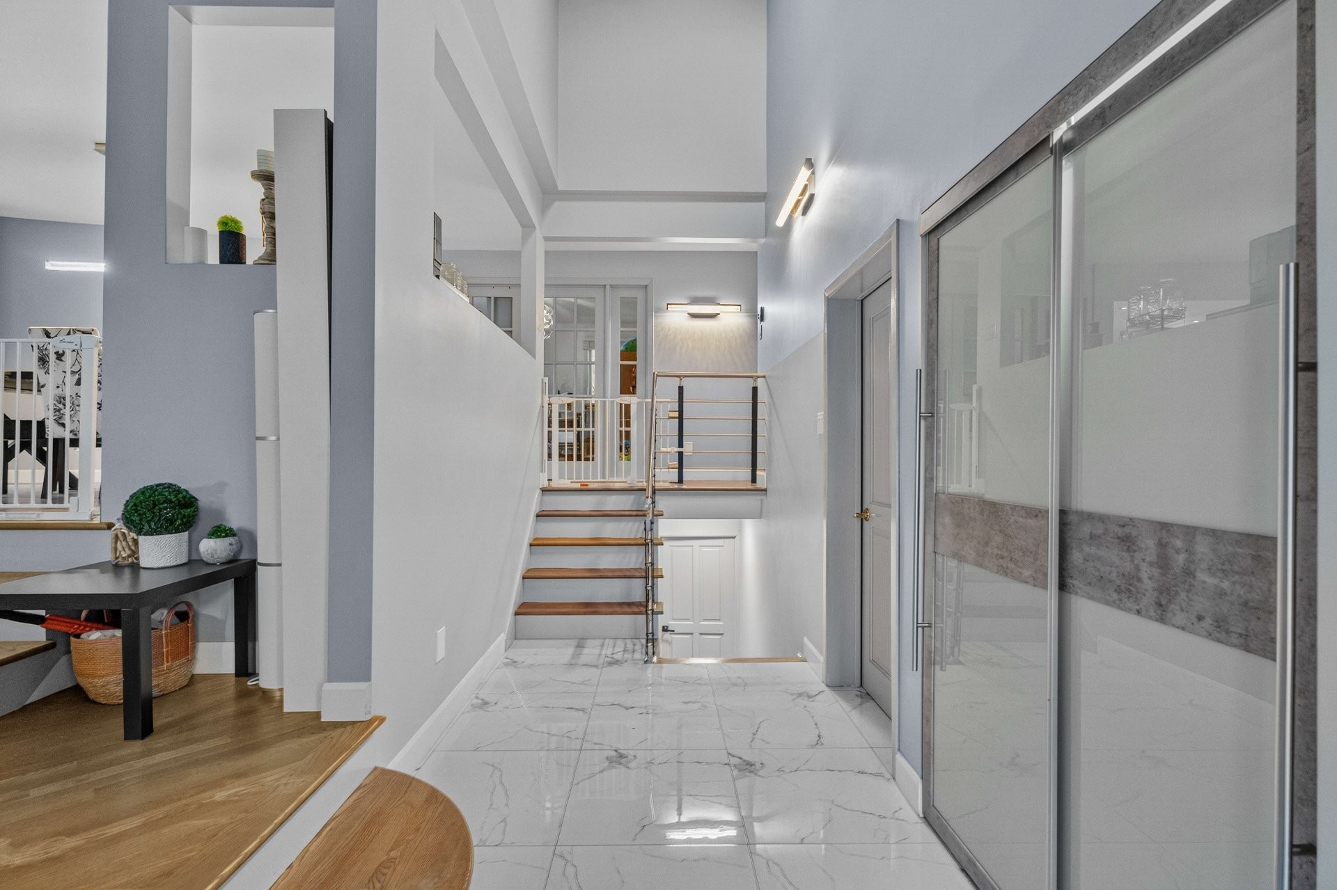 









18


Rue Amireault

,
L'Épiphanie,




QC
J5X2S1

