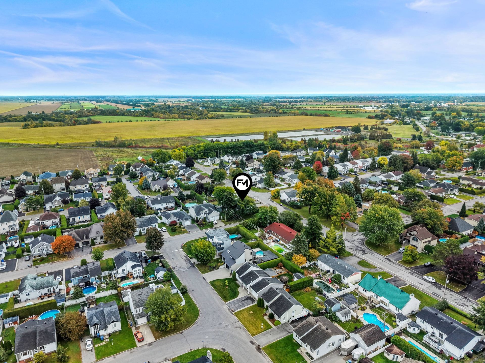 









18


Rue Amireault

,
L'Épiphanie,




QC
J5X2S1

