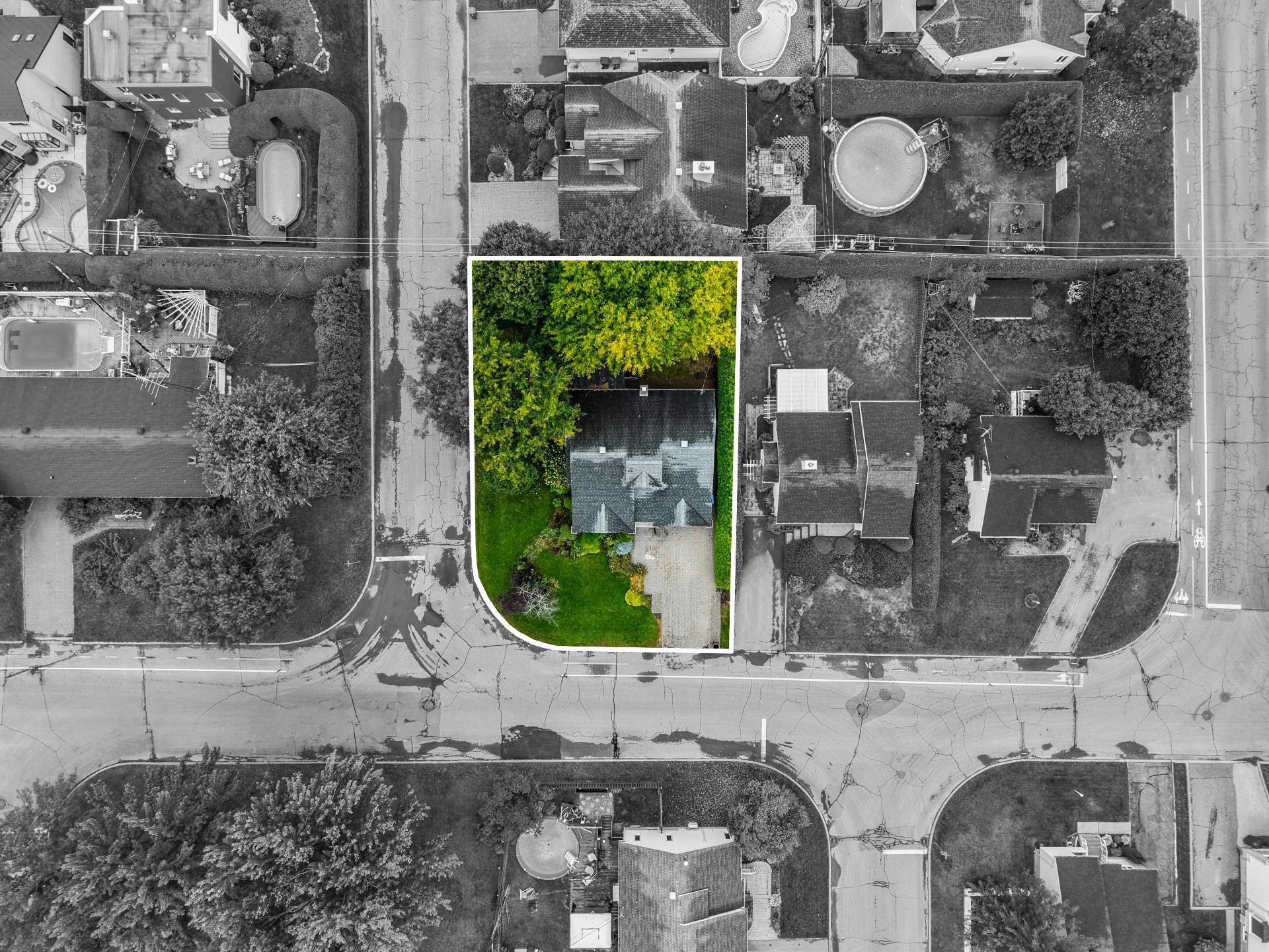 









18


Rue Amireault

,
L'Épiphanie,




QC
J5X2S1

