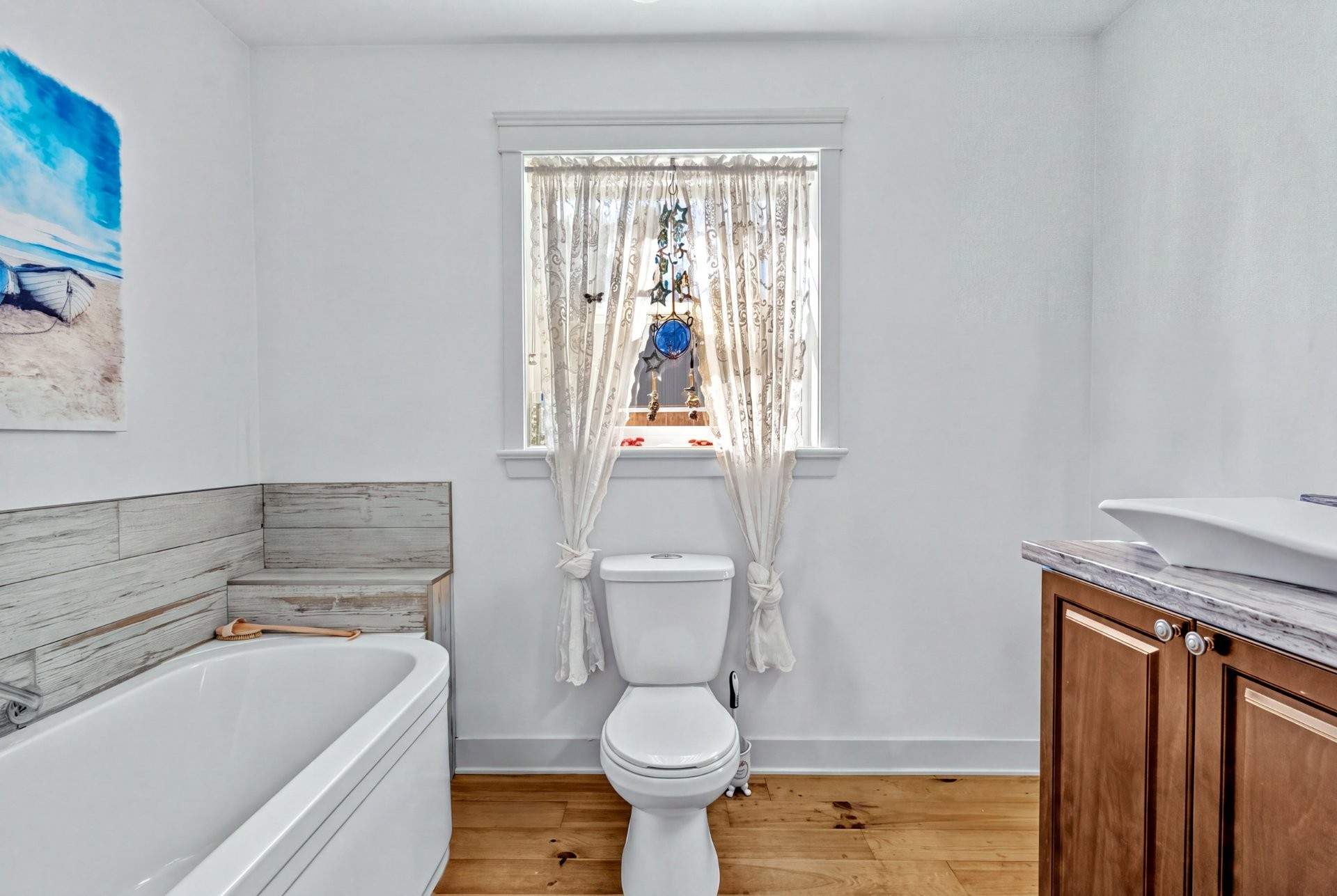 









607


Mtée Rodgers

,
Lachute,




QC
J8H3W8

