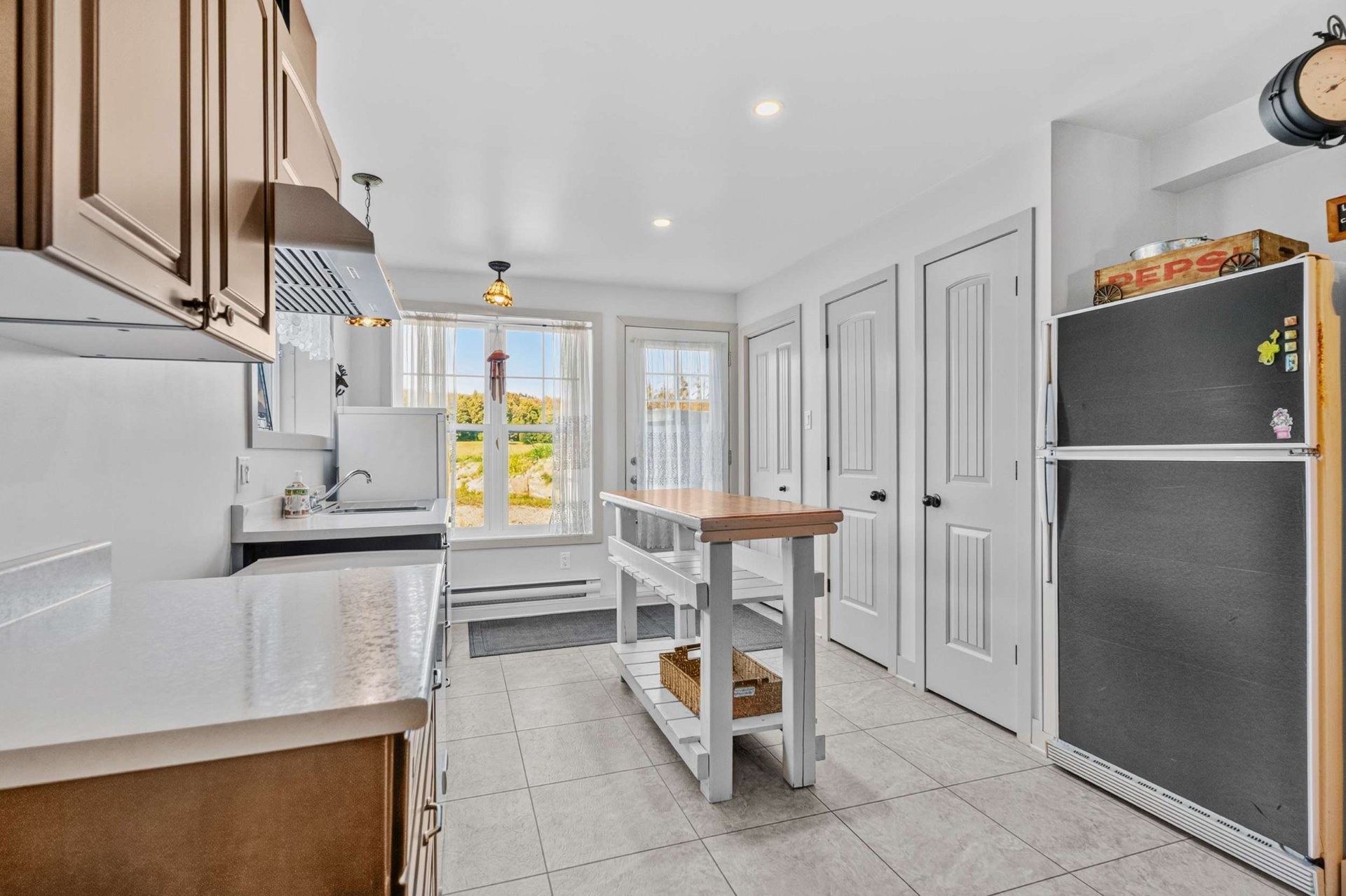 









607


Mtée Rodgers

,
Lachute,




QC
J8H3W8

