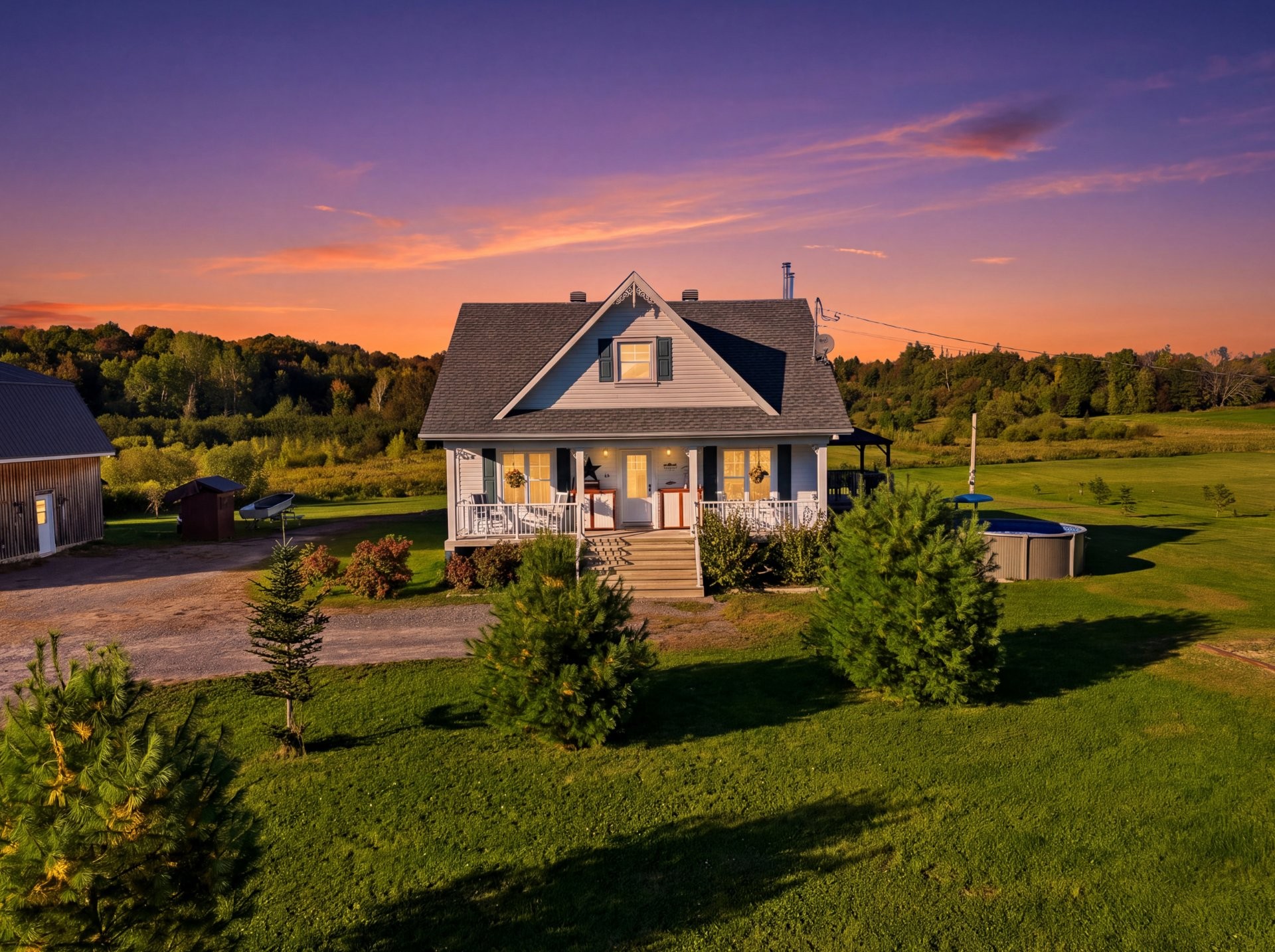









607


Mtée Rodgers

,
Lachute,




QC
J8H3W8

