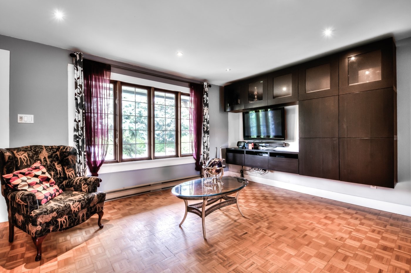 









854


Rue Brault

,
Saint-Jean-sur-Richelieu,




QC
J3B2G5

