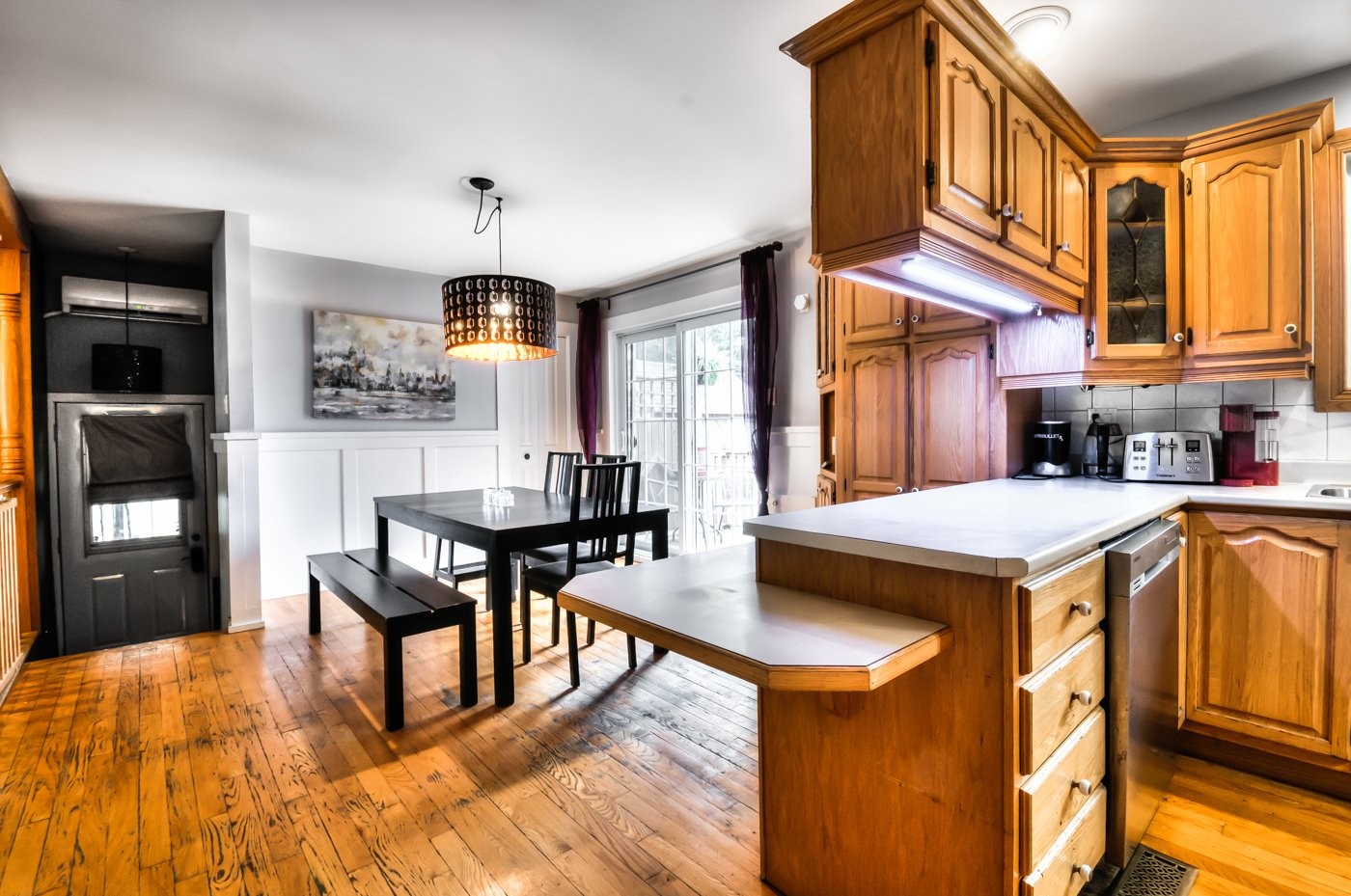 









854


Rue Brault

,
Saint-Jean-sur-Richelieu,




QC
J3B2G5

