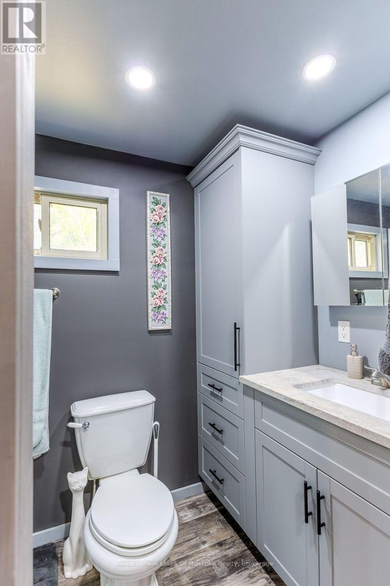 












245 MAIN STREET

,
Kearney,




Ontario
P0A1M0

