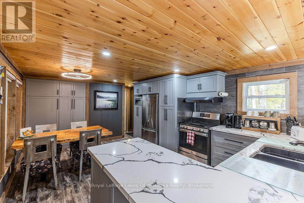 












245 MAIN STREET

,
Kearney,




Ontario
P0A1M0

