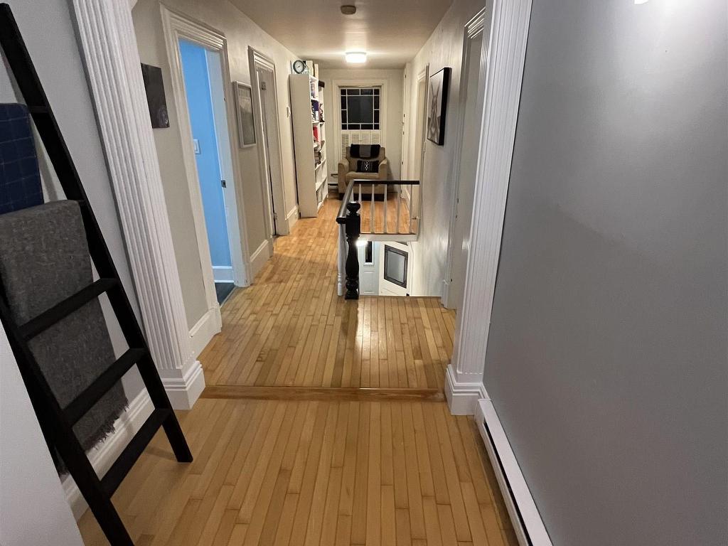 












124 Young St

,
Truro,




NS
B2N 4V9

