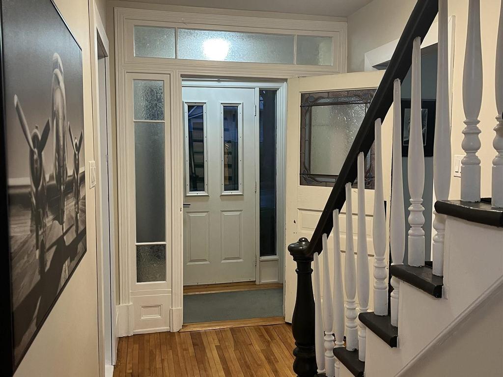 












124 Young St

,
Truro,




NS
B2N 4V9

