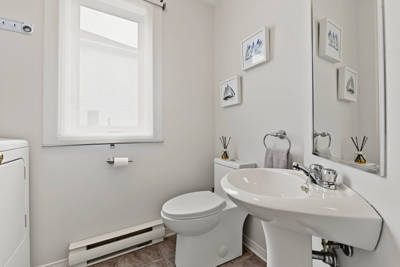 









457


Rue de la Tenure

,
Varennes,




QC
J3X2H6

