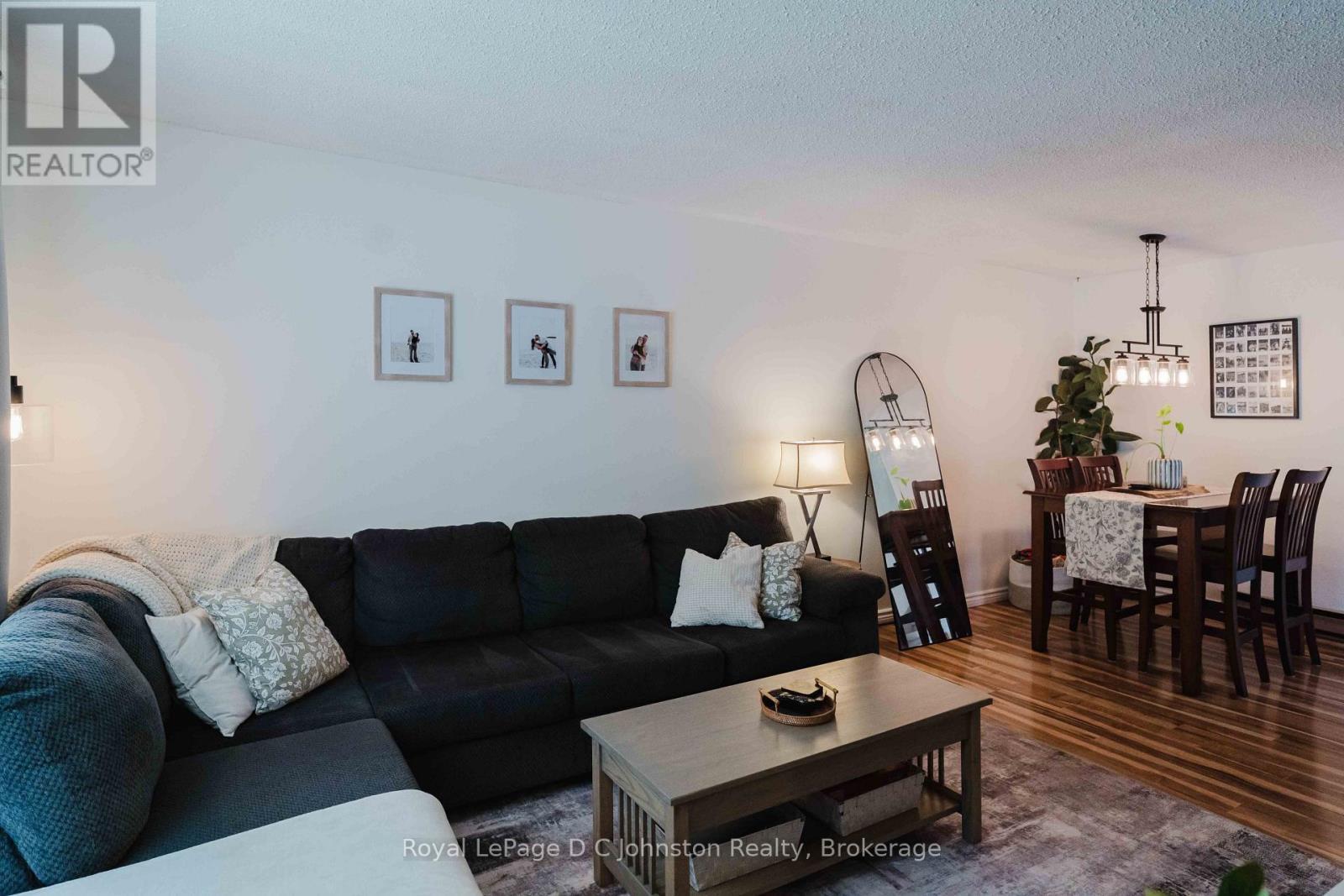 












761 ARLINGTON STREET

,
Saugeen Shores,




Ontario
N0H2C4

