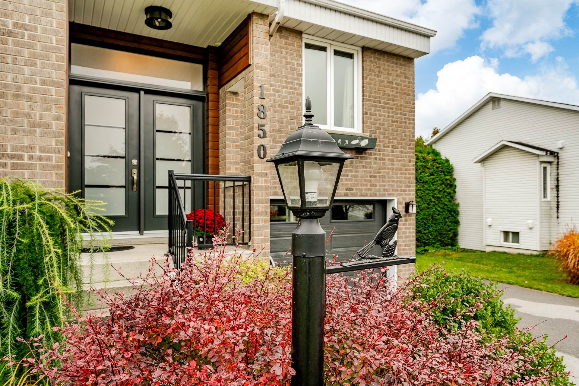 









1850


Rue de Châteaumont

,
Sherbrooke (Fleurimont),




QC
J1G5C4


